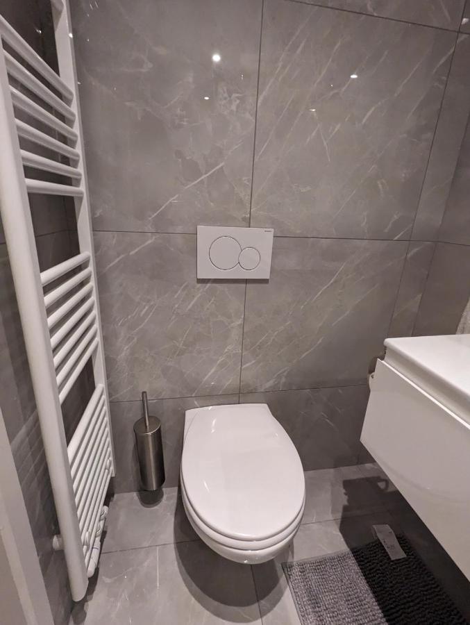 Archimede Suites Брюссель Екстер'єр фото