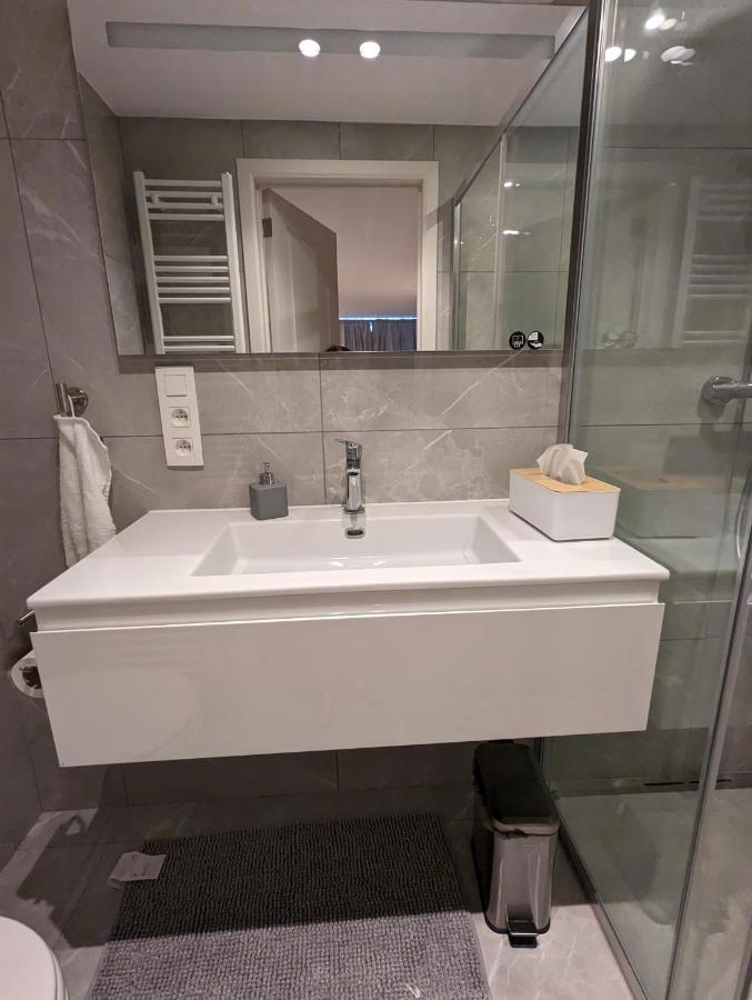 Archimede Suites Брюссель Екстер'єр фото